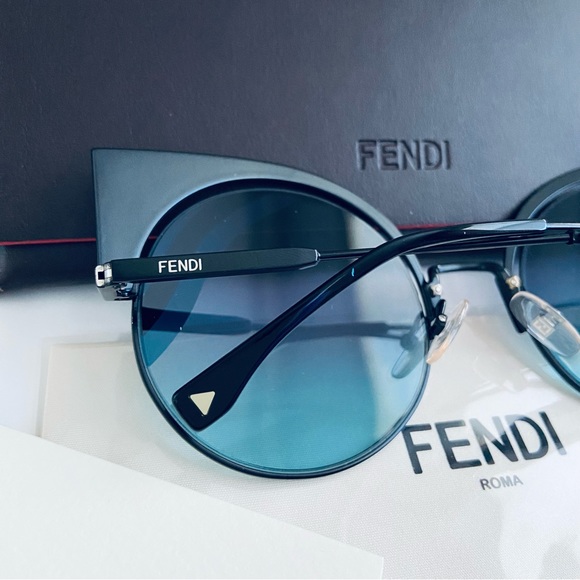 FENDI 53mm Cat Eye Sunglasses NEW! AUTHENTIC! - Picture 3 of 12